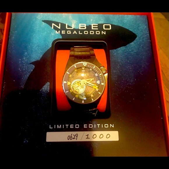 Nubeo Megalodon - Picture 1 of 8